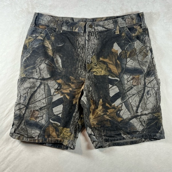 Vintage B191 CMO Carhartt RealTree 38W Carpenter Shorts Duck Canvas Camo VTG - Picture 1 of 15